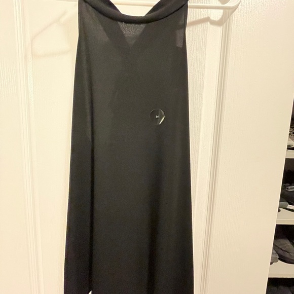 Banana Republic Criss Crosses back halter top - Picture 4 of 4